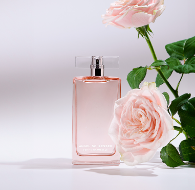 Boccetta Femme naturelle rose con la nota olfattiva della rosa